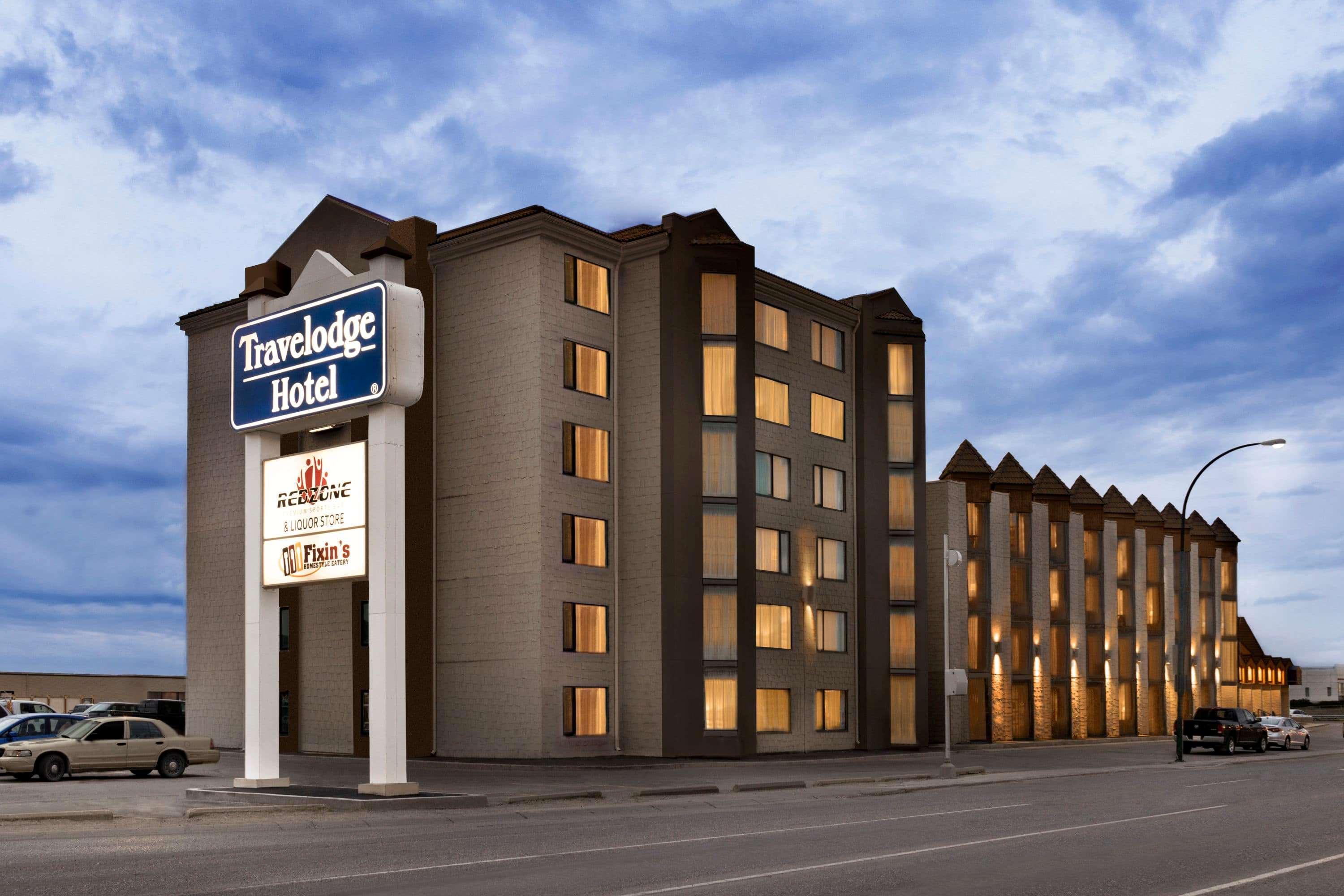 ทราเวลลอดจ์ บาย วินด์แฮม ซัสคาทูน Hotel แซสเกอทูน ภายนอก รูปภาพ