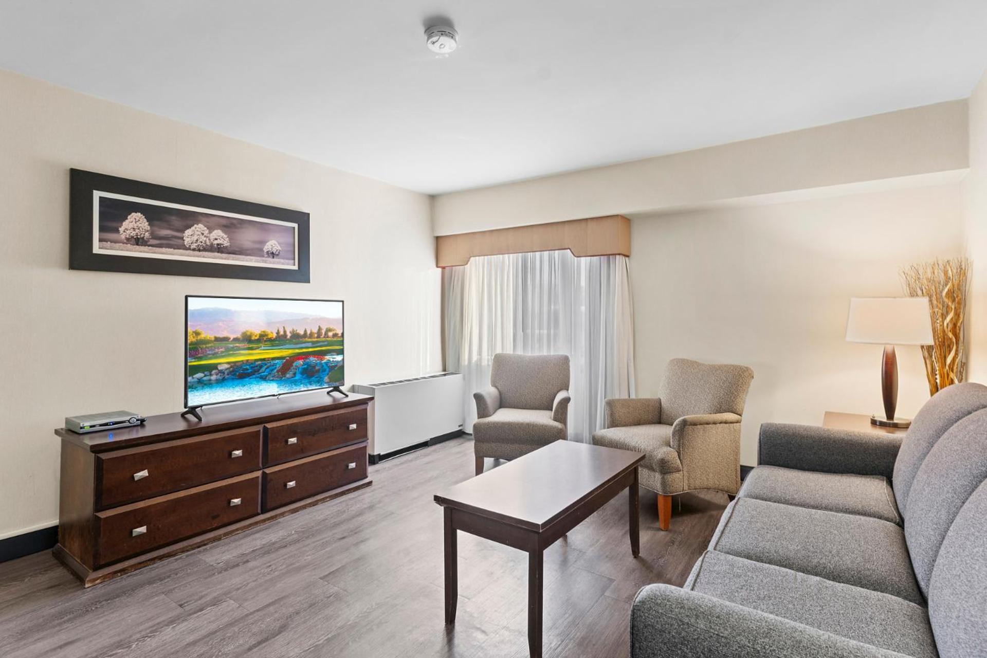 ทราเวลลอดจ์ บาย วินด์แฮม ซัสคาทูน Hotel แซสเกอทูน ภายนอก รูปภาพ