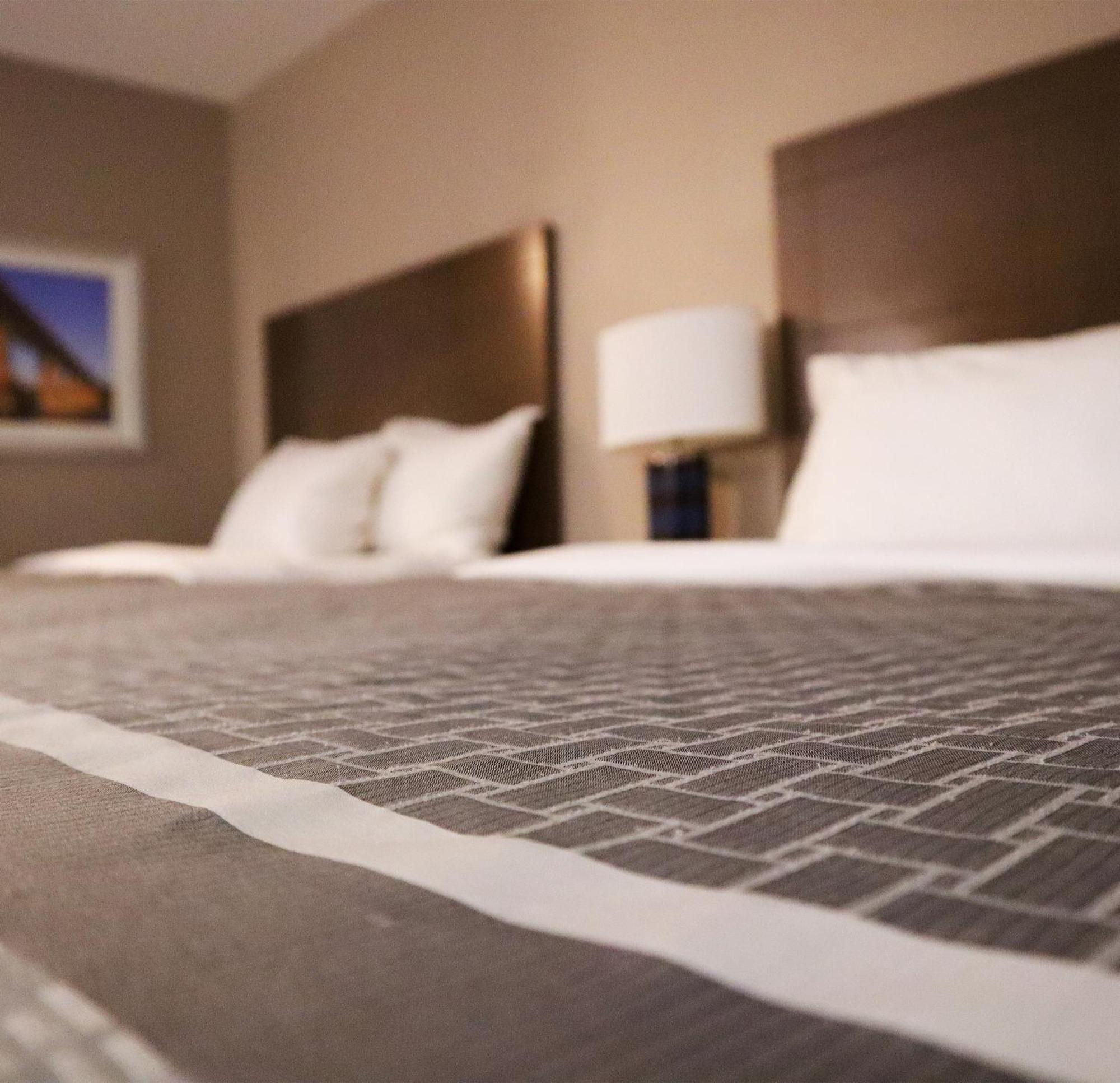 ทราเวลลอดจ์ บาย วินด์แฮม ซัสคาทูน Hotel แซสเกอทูน ภายนอก รูปภาพ